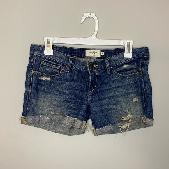 ✨Abercrombie & Fitch distressed shorts✨ - Picture 12 of 13